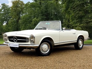 Mercedes-Benz SL Series 230SL Pagoda