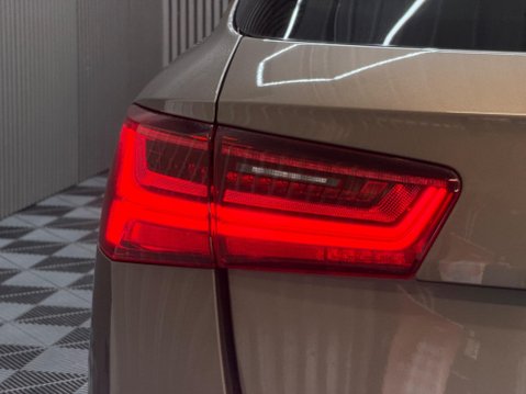 Audi A6 2.0 TDI ultra Black Edition S Tronic Euro 6 (s/s) 5dr 25