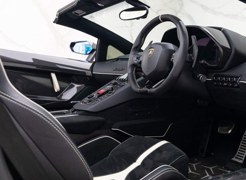 Lamborghini Aventador SVJ LP 770-4 8