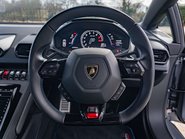 Lamborghini Huracan LP640-4 EVO 12