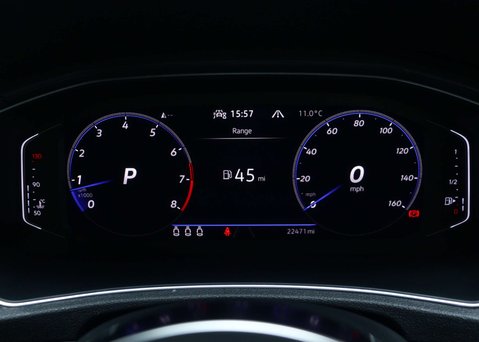 Volkswagen T-Roc 1.5 T-Roc R-Line TSi Evo Semi-Auto 5dr 17