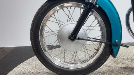 BSA A7 500 SHOOTING STAR 1958 RESTORED CLASSIC COLLECTORS PIECE 33