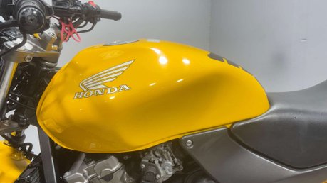 Honda CB 2001 1 OWNER 24K RUNNING PROJECT BIKE SPARES OR REPAIR 600CC 12