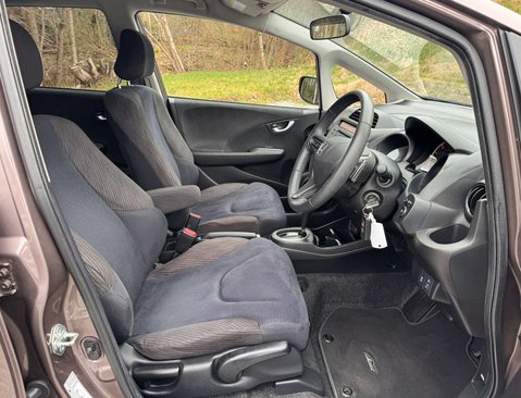 Honda Jazz 1.3 Jazz ES+ i-VTec CVT 5dr 25