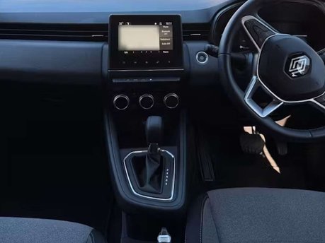 Renault Clio 1.6 E-TECH evolution Hatchback 5dr Petrol Hybrid Auto Euro 6 (s/s) (145 ps) 7