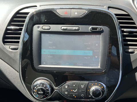 Renault Captur 1.5 dCi ENERGY Dynamique S Nav SUV 5dr Diesel Auto Euro 6 (s/s) (90 ps) 27