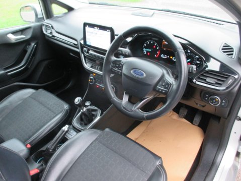 Ford Fiesta 1.0T EcoBoost Titanium X Euro 6 (s/s) 5dr 12