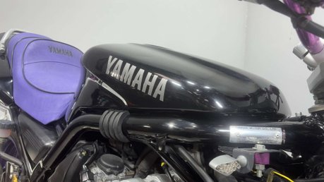 Yamaha FZS FAZER 1999 PROJECT BIKE SPARES OR REPAIR COMMUTER 600CC 30