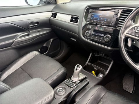 Mitsubishi Outlander 2.0 Outlander GX 4h PHEV Auto 4WD 5dr 22