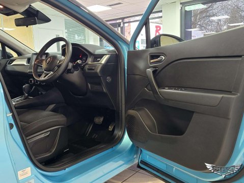 Renault Captur 1.3 TCe Iconic EDC Euro 6 (s/s) 5dr 42