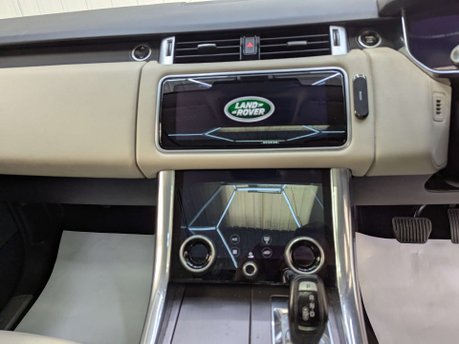 Land Rover Range Rover Sport 3.0 Range Rover Sport HSE SDV6 Auto 4WD 5dr 81