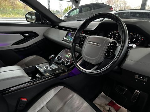 Land Rover Range Rover Evoque 2.0 P250 MHEV First Edition Auto 4WD Euro 6 (s/s) 5dr 15