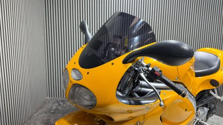 Triumph Daytona 1997 ONLY 27K RUNNING PROJECT BIKE SPARES OR REPAIR 21