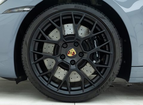 Porsche 911 Targa 4 GTS (992) 27