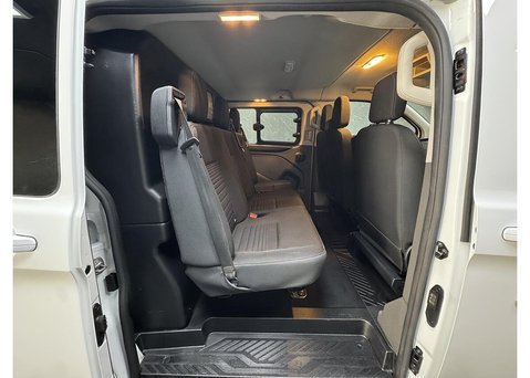 Ford Transit Custom 2.0 320 EcoBlue Limited Crew Van Double Cab 5dr Diesel Manual L2 H1 Euro 6 43