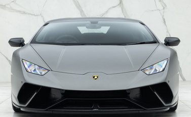 Lamborghini Huracan LP 640-4 PERFORMANTE 4