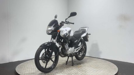 Yamaha YBR 125 2016 ONLY 6K GOOD LOOKING PROJECT BIKE SPARES OR REPAIR 125CC LEARNER 6