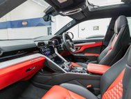 Lamborghini Urus 4.0 V8 BiTurbo SUV 5dr Petrol Auto 4WD Euro 6 (650 ps) 6