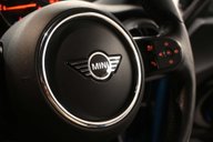 Mini Hatch 2.0 Cooper S Sport Auto 3dr 22