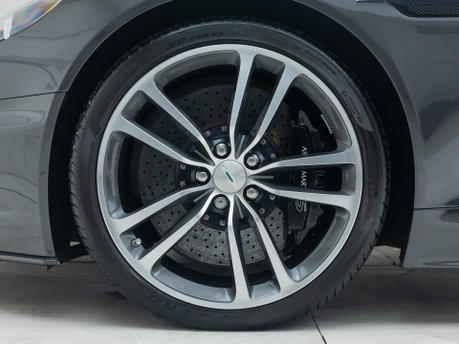 Aston Martin DBS V12 