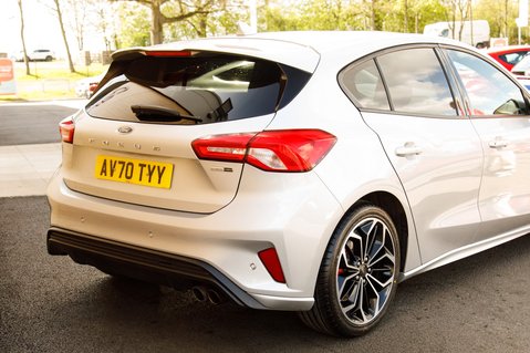 Ford Focus ST-LINE X EDITION MHEV 8