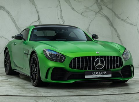 Mercedes-Benz AMG GT R 9
