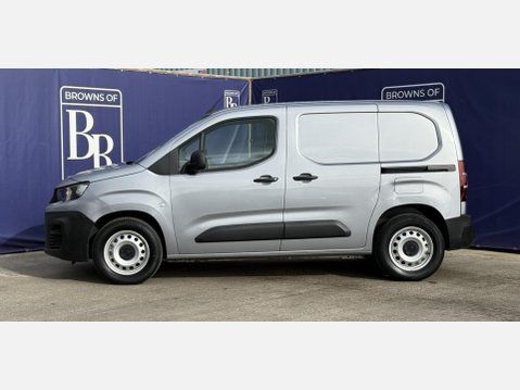 Peugeot e-Partner 800 50kWh Professional Premium + Standard Panel Van 5dr Electric Auto SWB ( 7