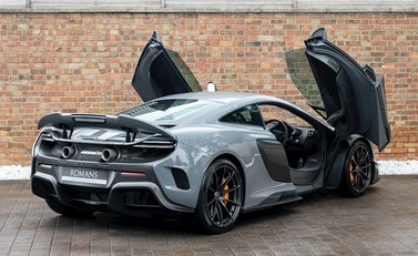 McLaren 675LT 8