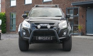 Isuzu D-Max AT35 Just Serviced New Pads and Discs Tow Hitch Tonneau Cover Rev Camera  6