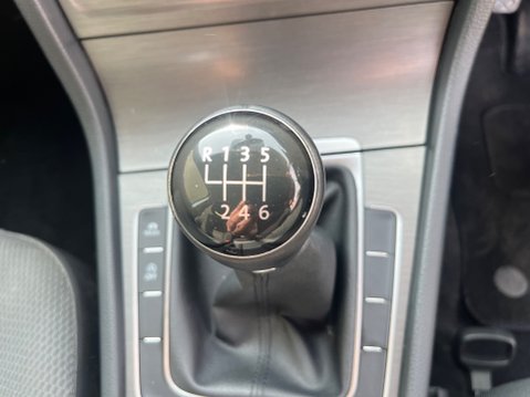 Volkswagen Golf 1.4 TSI SE BLUEMOTION 16