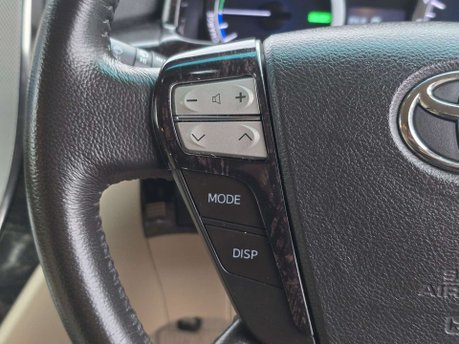 Toyota Alphard Auto+Hybrid+Ulez+7Seats 28