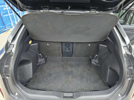 Toyota Yaris Cross 1.5 VVT-h Design SUV 5dr Petrol Hybrid E-CVT Euro 6 (s/s) (116 ps) 34