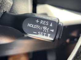 Toyota C-HR 1.8 C-HR Icon HEV CVT 5dr 53