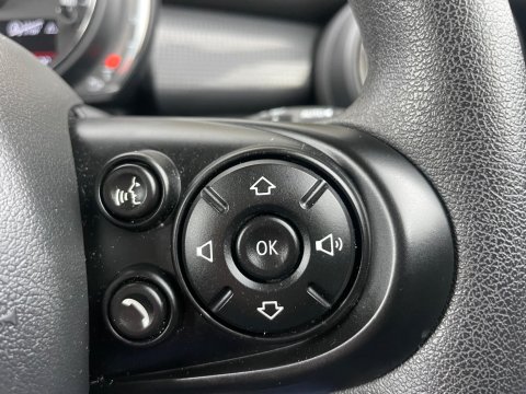 Mini Hatch 1.5 Cooper Hatchback 3dr Petrol Auto Euro 6 (s/s) (136 ps) 23