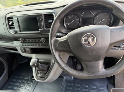 Vauxhall Vivaro 1.5 Turbo D 2700 Sportive L1 H1 Euro 6 (s/s) 5dr 10