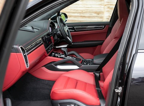 Porsche Cayenne Turbo 17