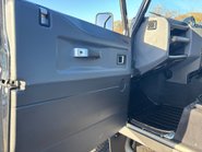 Land Rover Defender 90 TD Autobiography Station Wagon - 1/100 Made - LR Service History 30