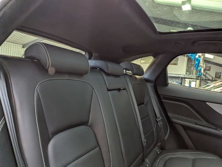 Jaguar F-Pace 2.0 F-Pace Chequered Flag AWD D Auto 4WD 5dr 58