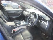 Jaguar F-Pace 2.0 F-PACE R-Dynamic SE AWD Auto 4WD 5dr 4