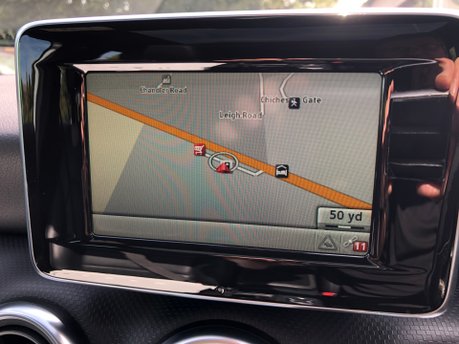 Mercedes-Benz A Class A180 1.6 SPORT EDITION Manual Petrol Pan Roof, Sat Nav, Rear Camera 9