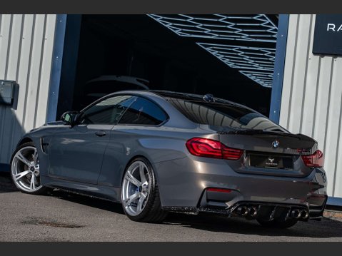 BMW M4 3.0 M4 Competition Edition Package Semi-Auto 2dr 31
