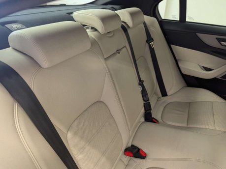 Jaguar XE 2.0 XE R-Dynamic S Auto 4dr 49