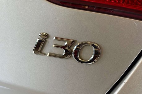 Hyundai i30 1.4 Blue Drive SE Nav Hatchback 5dr Petrol Manual Euro 6 (s/s) (100 ps) 73