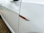 Volkswagen Golf GTI PERFORMANCE TSI DSG 38