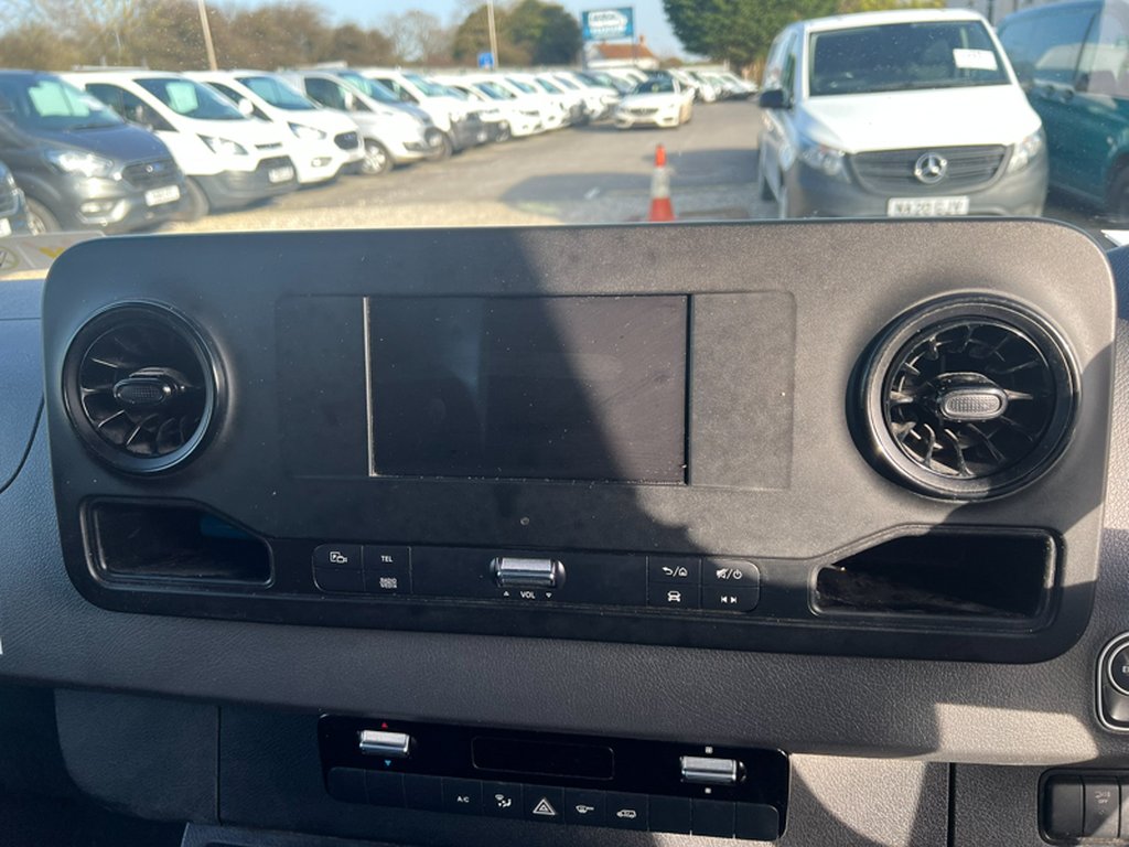 2020 Mercedes-Benz SprinterMWB L2H2 High Roof 314 Air Con EURO 6 NO VAT — thumbnail 38 of 48