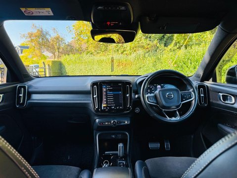 Volvo XC40 2.0 D3 R-Design SUV 5dr Diesel Auto Euro 6 (s/s) (150 ps) 17