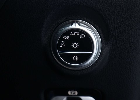 Mercedes-Benz C Class 1.5 C200h MHEV AMG Line Estate 5dr Petrol Hybrid G-Tronic+ Euro 6 (s/s) (22 41