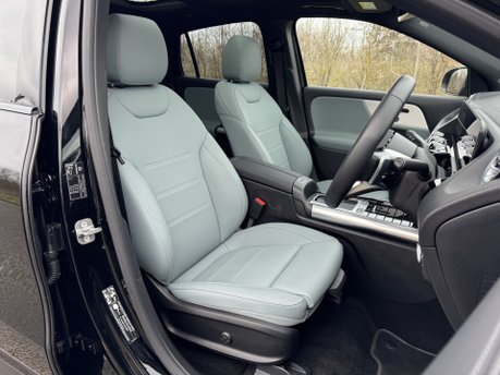 Mercedes-Benz EQA EQA 350 4Matic AMG Line Premium Plus Auto Electric 66 KWH PAN ROOF/HEADS UP 3