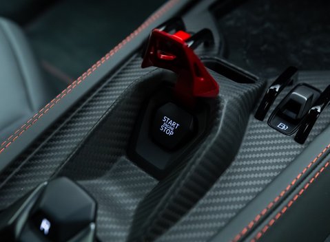 Lamborghini Revuelto 29