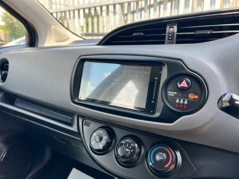Toyota Yaris VVT-I ACTIVE 41